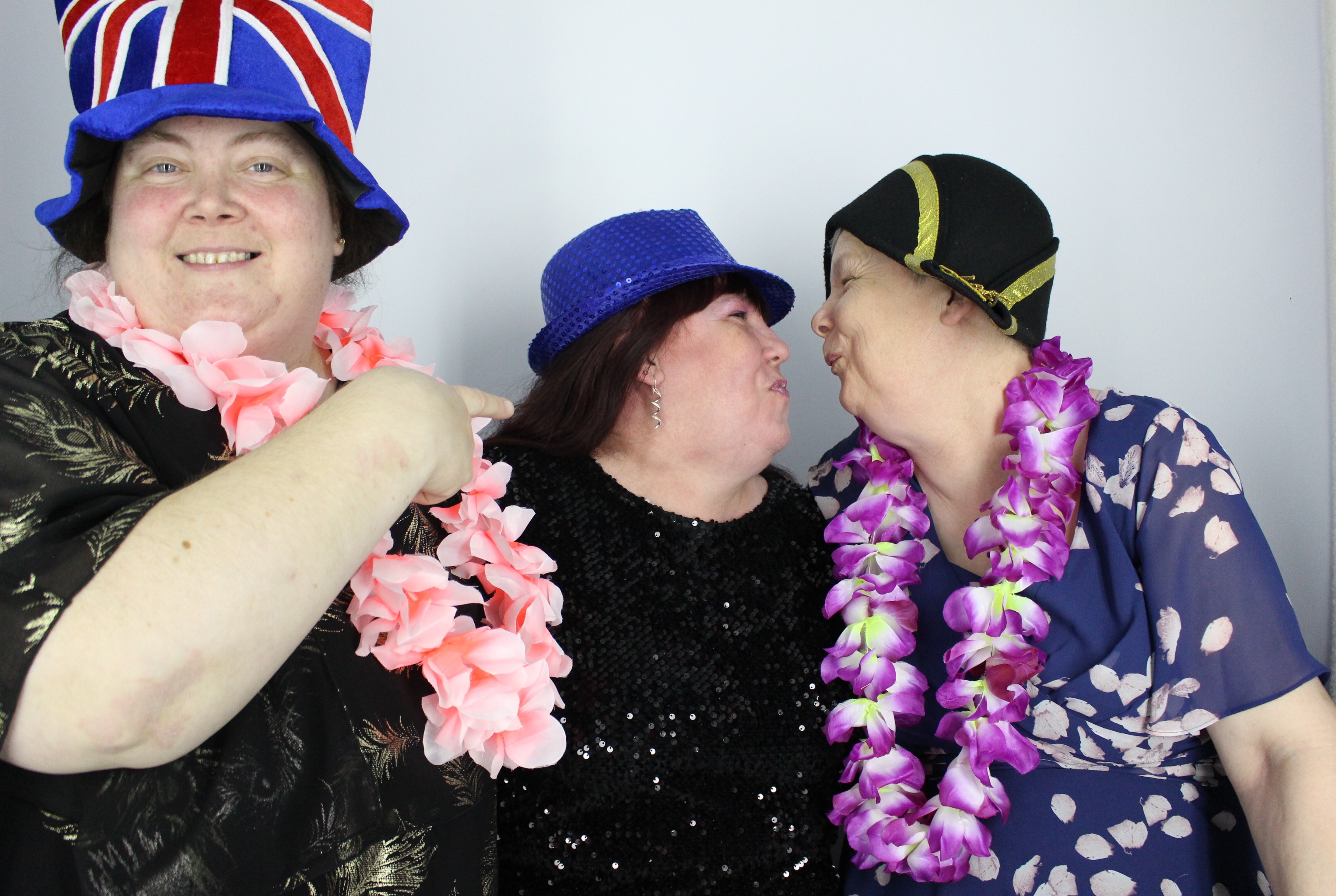 60th Birthday Diana  | View more photos from the event at gallery.myphotoboothexperience.co.uk/u/MyPhotoBoothExperienceLtd/60th-Birthday-Diana